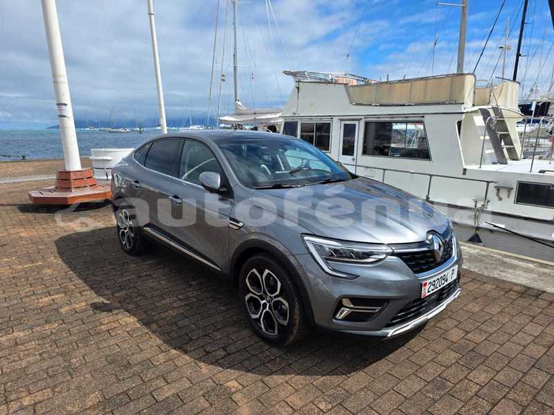 Big with watermark renault 10 tahiti punaauia 5193