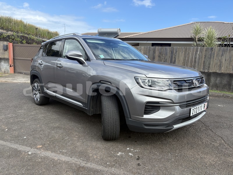 Big with watermark changan cs35 tahiti punaauia 5201