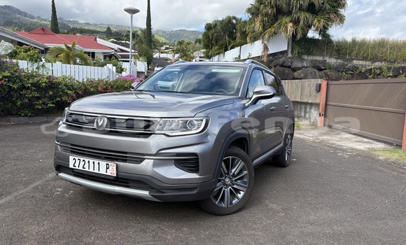 Acheter Occasion Voiture Changan CS35 Gris à Punaauia, Tahiti Acheter Occasion Voiture Changan CS35 Gris à Punaauia, Tahiti