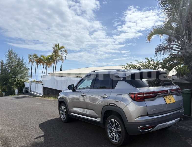 Big with watermark changan cs35 tahiti punaauia 5175
