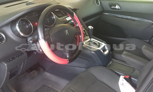 Buy Used Peugeot 5008 Silver Car in Taiarapu in Tahiti Buy Used Peugeot 5008 Silver Car in Taiarapu in Tahiti