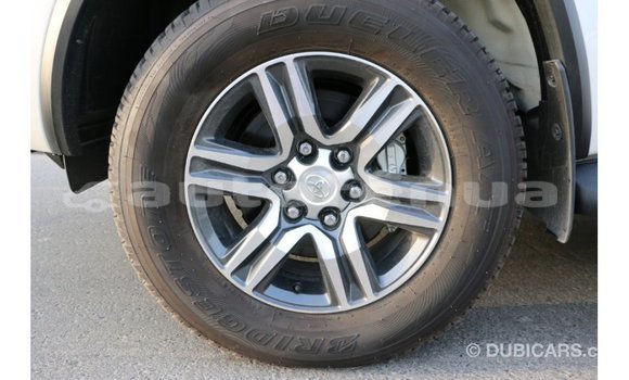 Acheter Import Voiture Toyota Fortuner Noir à Import - Dubai, Marquesas Acheter Import Voiture Toyota Fortuner Noir à Import - Dubai, Marquesas