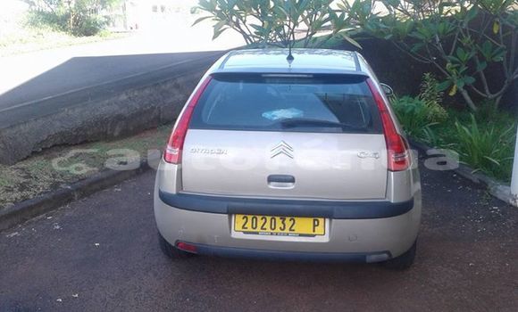 Acheter Occasion Voiture Citroen C4 Autre à Fangatau, Tuamotu Acheter Occasion Voiture Citroen C4 Autre à Fangatau, Tuamotu