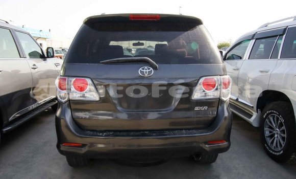 Acheter Import Voiture Toyota Fortuner Autre à Import - Dubai, Marquesas Acheter Import Voiture Toyota Fortuner Autre à Import - Dubai, Marquesas