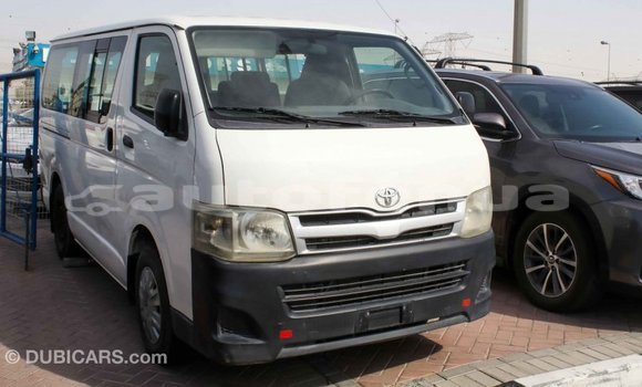 Acheter Import Voiture Toyota Hiace Blanc à Import - Dubai, Marquesas Acheter Import Voiture Toyota Hiace Blanc à Import - Dubai, Marquesas