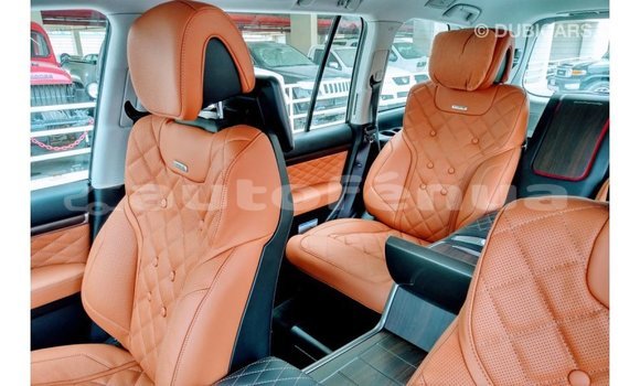 Acheter Import Voiture Toyota Land Cruiser Noir à Import - Dubai, Marquesas Acheter Import Voiture Toyota Land Cruiser Noir à Import - Dubai, Marquesas