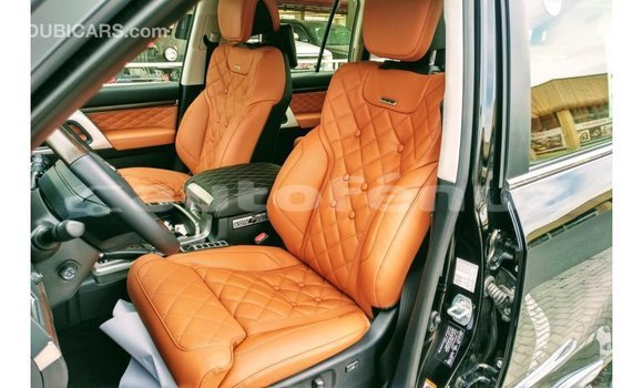 Acheter Import Voiture Toyota Land Cruiser Noir à Import - Dubai, Marquesas Acheter Import Voiture Toyota Land Cruiser Noir à Import - Dubai, Marquesas