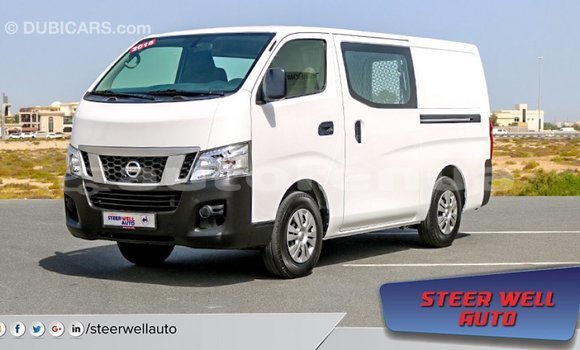 Acheter Import Voiture Nissan Urvan Blanc à Import - Dubai, Marquesas Acheter Import Voiture Nissan Urvan Blanc à Import - Dubai, Marquesas