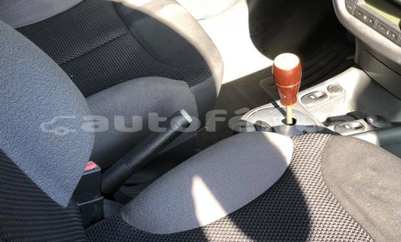 Acheter Occasion Voiture Citroen 2CV Rouge à Mahina, Tahiti Acheter Occasion Voiture Citroen 2CV Rouge à Mahina, Tahiti