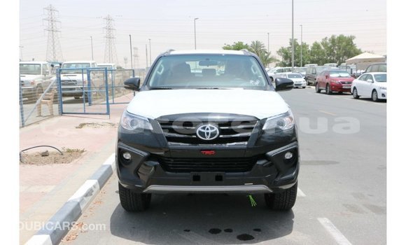 Acheter Import Voiture Toyota Fortuner Noir à Import - Dubai, Marquesas Acheter Import Voiture Toyota Fortuner Noir à Import - Dubai, Marquesas