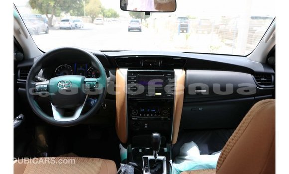 Acheter Import Voiture Toyota Fortuner Noir à Import - Dubai, Marquesas Acheter Import Voiture Toyota Fortuner Noir à Import - Dubai, Marquesas