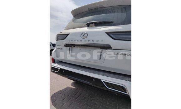 Acheter Import Voiture Lexus LX Blanc à Import - Dubai, Marquesas Acheter Import Voiture Lexus LX Blanc à Import - Dubai, Marquesas
