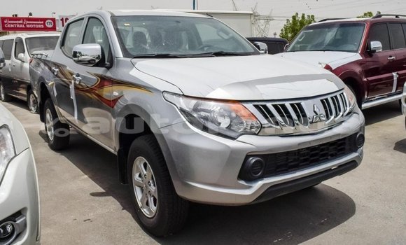 Buy Import Mitsubishi L200 Other Car in Import - Dubai in Marquesas Buy Import Mitsubishi L200 Other Car in Import - Dubai in Marquesas