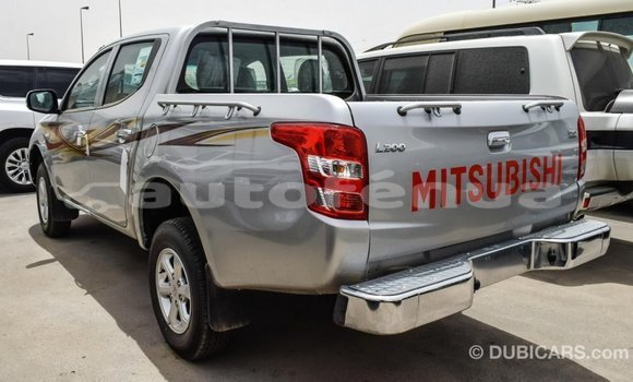 Buy Import Mitsubishi L200 Other Car in Import - Dubai in Marquesas Buy Import Mitsubishi L200 Other Car in Import - Dubai in Marquesas