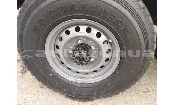 Acheter Import Voiture Toyota Land Cruiser Blanc à Import - Dubai, Marquesas Acheter Import Voiture Toyota Land Cruiser Blanc à Import - Dubai, Marquesas