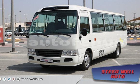 Acheter Import Voiture Toyota Coaster Blanc à Import - Dubai, Marquesas Acheter Import Voiture Toyota Coaster Blanc à Import - Dubai, Marquesas