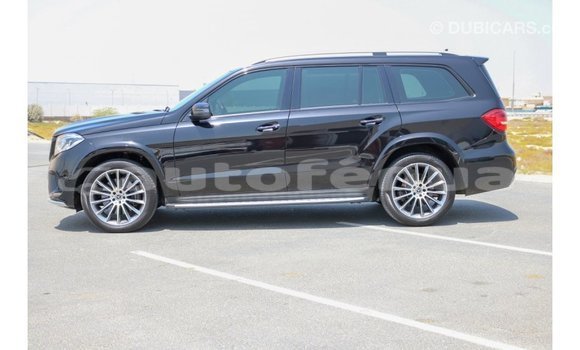 Acheter Import Voiture Mercedes-Benz 190 Noir à Import - Dubai, Marquesas Acheter Import Voiture Mercedes-Benz 190 Noir à Import - Dubai, Marquesas