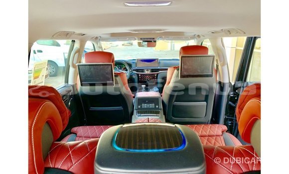 Acheter Import Voiture Lexus LX Noir à Import - Dubai, Marquesas Acheter Import Voiture Lexus LX Noir à Import - Dubai, Marquesas