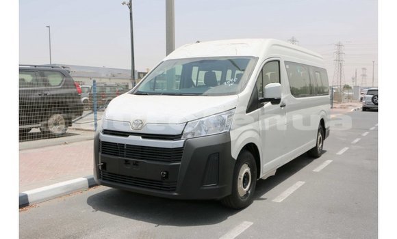 Acheter Import Voiture Toyota Hiace Blanc à Import - Dubai, Marquesas Acheter Import Voiture Toyota Hiace Blanc à Import - Dubai, Marquesas