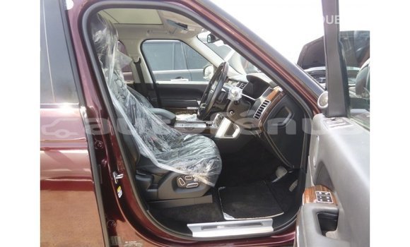 Buy Import Land Rover Range Rover Other Car in Import - Dubai in Marquesas Buy Import Land Rover Range Rover Other Car in Import - Dubai in Marquesas