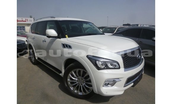 Acheter Import Voiture Infiniti Q Blanc à Import - Dubai, Marquesas