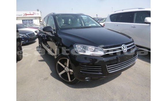 Acheter Import Voiture Volkswagen Touareg Noir à Import - Dubai, Marquesas Acheter Import Voiture Volkswagen Touareg Noir à Import - Dubai, Marquesas