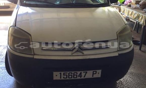 Acheter Occasion Voiture Citroen Berlingo Blanc à Pirae, Tahiti