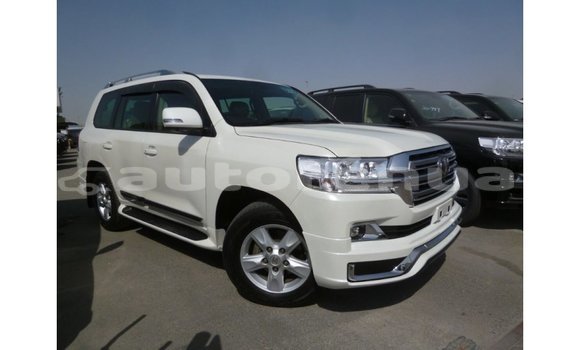 Acheter Import Voiture Toyota Land Cruiser Blanc à Import - Dubai, Marquesas Acheter Import Voiture Toyota Land Cruiser Blanc à Import - Dubai, Marquesas