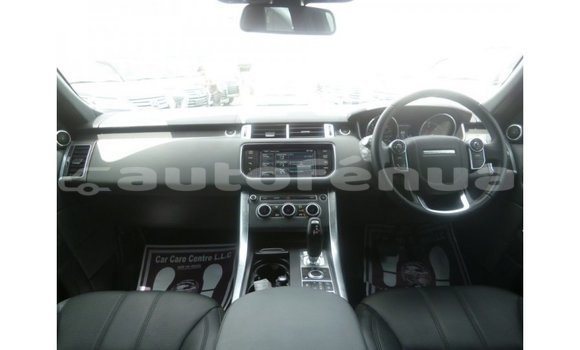 Buy Import Land Rover Range Rover Green Car in Import - Dubai in Marquesas Buy Import Land Rover Range Rover Green Car in Import - Dubai in Marquesas