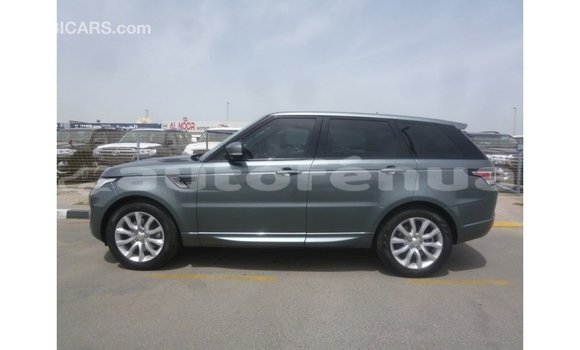 Buy Import Land Rover Range Rover Green Car in Import - Dubai in Marquesas Buy Import Land Rover Range Rover Green Car in Import - Dubai in Marquesas