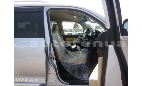 Buy Import Toyota Land Cruiser Other Car in Import - Dubai in Marquesas Buy Import Toyota Land Cruiser Other Car in Import - Dubai in Marquesas