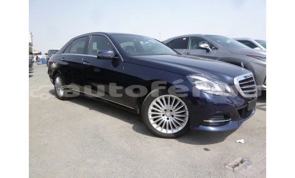 Acheter Import Voiture Mercedes-Benz 200 Bleu à Import - Dubai, Marquesas