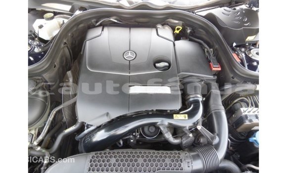 Buy Import Mercedes-Benz 200 Blue Car in Import - Dubai in Marquesas Buy Import Mercedes-Benz 200 Blue Car in Import - Dubai in Marquesas