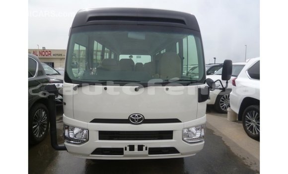 Acheter Import Voiture Toyota Coaster Blanc à Import - Dubai, Marquesas Acheter Import Voiture Toyota Coaster Blanc à Import - Dubai, Marquesas
