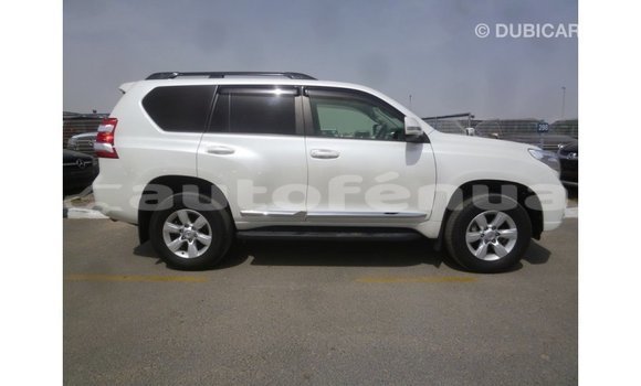 Acheter Import Voiture Toyota Prado Blanc à Import - Dubai, Marquesas Acheter Import Voiture Toyota Prado Blanc à Import - Dubai, Marquesas