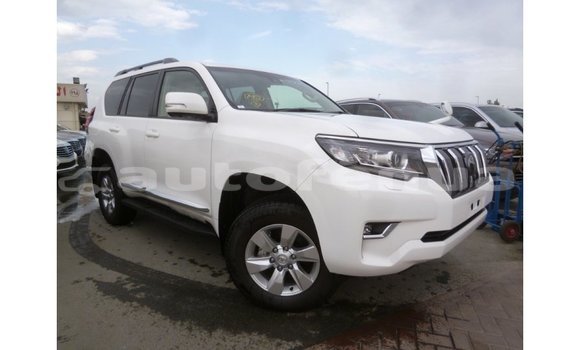 Buy Import Toyota Prado White Car in Import - Dubai in Marquesas