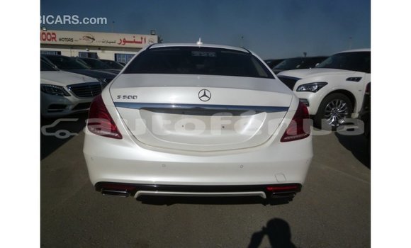 Buy Import Mercedes-Benz 190 White Car in Import - Dubai in Marquesas Buy Import Mercedes-Benz 190 White Car in Import - Dubai in Marquesas