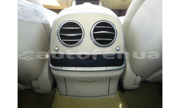 Buy Import Mercedes-Benz 190 White Car in Import - Dubai in Marquesas Buy Import Mercedes-Benz 190 White Car in Import - Dubai in Marquesas