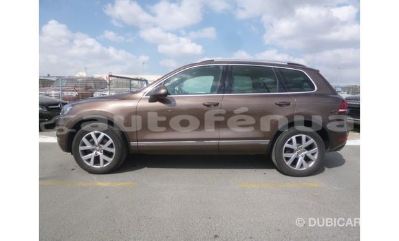 Acheter Import Voiture Volkswagen Touareg Marron à Import - Dubai, Marquesas Acheter Import Voiture Volkswagen Touareg Marron à Import - Dubai, Marquesas