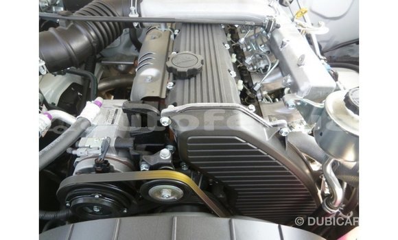 Buy Import Toyota Land Cruiser White Car in Import - Dubai in Marquesas Buy Import Toyota Land Cruiser White Car in Import - Dubai in Marquesas