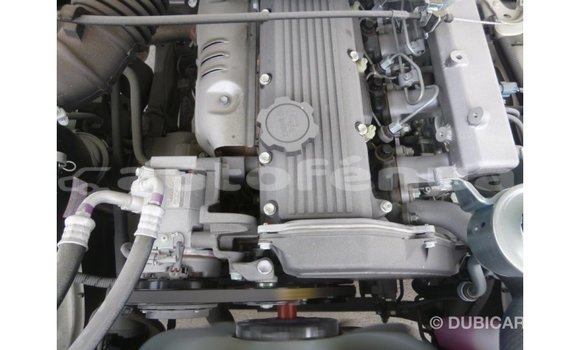 Buy Import Toyota Land Cruiser White Car in Import - Dubai in Marquesas Buy Import Toyota Land Cruiser White Car in Import - Dubai in Marquesas