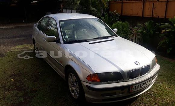 Acheter Occasion Voiture BMW 3Series Gris à Papeete, Tahiti
