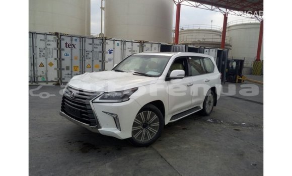 Acheter Import Voiture Lexus LX Blanc à Import - Dubai, Marquesas Acheter Import Voiture Lexus LX Blanc à Import - Dubai, Marquesas