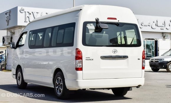 Acheter Import Voiture Toyota Hiace Blanc à Import - Dubai, Marquesas Acheter Import Voiture Toyota Hiace Blanc à Import - Dubai, Marquesas