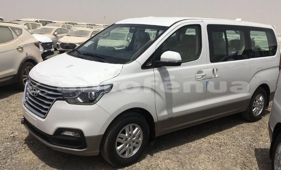 Acheter Import Utilitaire Hyundai Chorus Blanc à Import - Dubai, Marquesas Acheter Import Utilitaire Hyundai Chorus Blanc à Import - Dubai, Marquesas