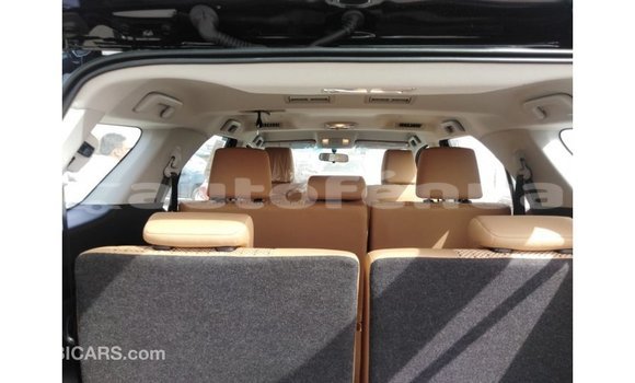 Acheter Import Voiture Toyota Fortuner Noir à Import - Dubai, Marquesas Acheter Import Voiture Toyota Fortuner Noir à Import - Dubai, Marquesas