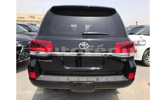 Buy Import Toyota Land Cruiser Black Car in Import - Dubai in Marquesas Buy Import Toyota Land Cruiser Black Car in Import - Dubai in Marquesas