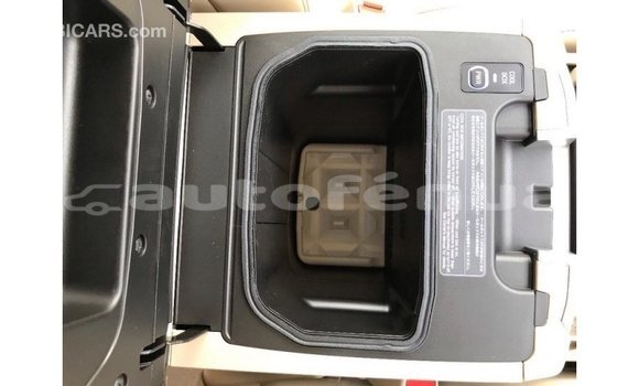 Buy Import Toyota Land Cruiser Black Car in Import - Dubai in Marquesas Buy Import Toyota Land Cruiser Black Car in Import - Dubai in Marquesas