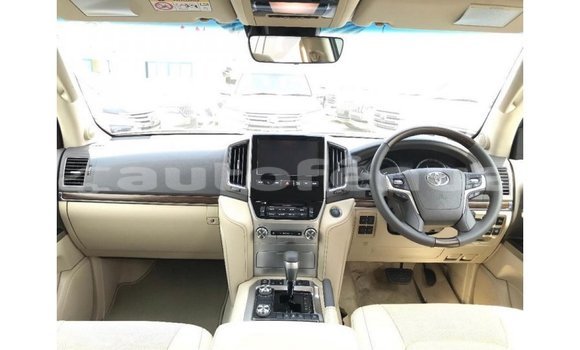 Buy Import Toyota Land Cruiser Black Car in Import - Dubai in Marquesas Buy Import Toyota Land Cruiser Black Car in Import - Dubai in Marquesas