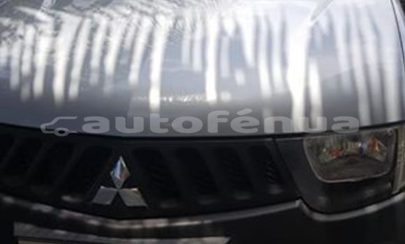 Acheter Import Voiture Mitsubishi L200 Gris à Punaauia, Tahiti